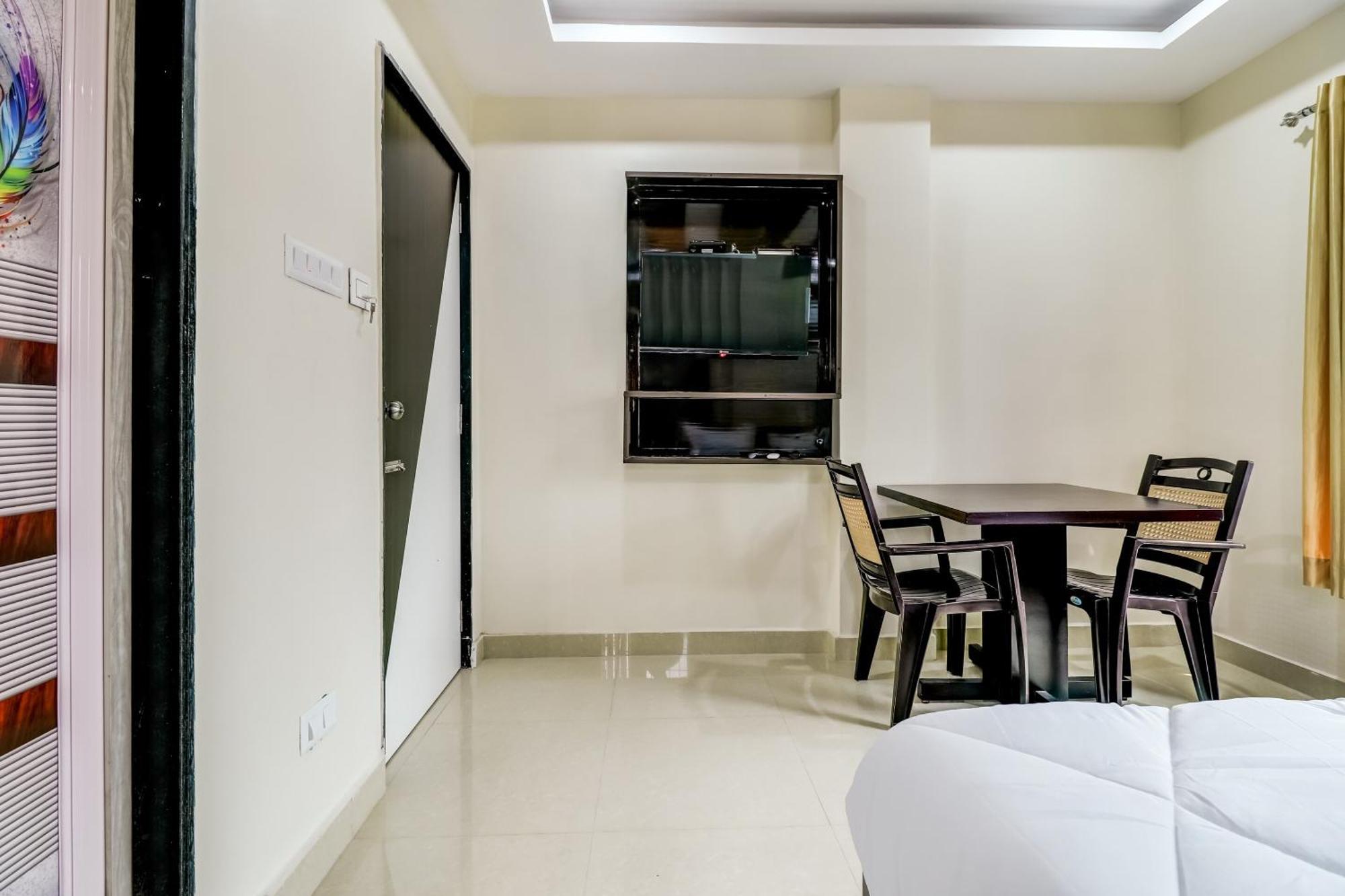Oyo Sri Singampalli Residency Raspari Palao Eksteriør bilde
